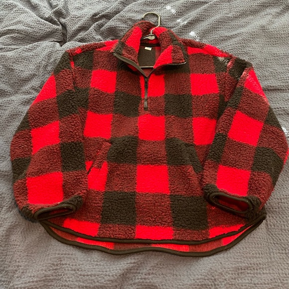 Old Navy Jackets & Blazers - Women’s Old Navy Buffalo Plaid 1/4 Zip Sherpa